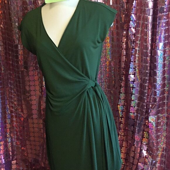 NWOT ANN TAYLOR sleeveless wrap top dress in small army green color - Picture 3 of 13